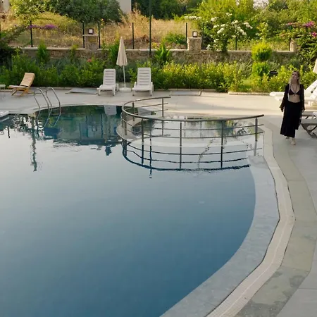 Silece Garden Uec Yatak Odali * Алания
